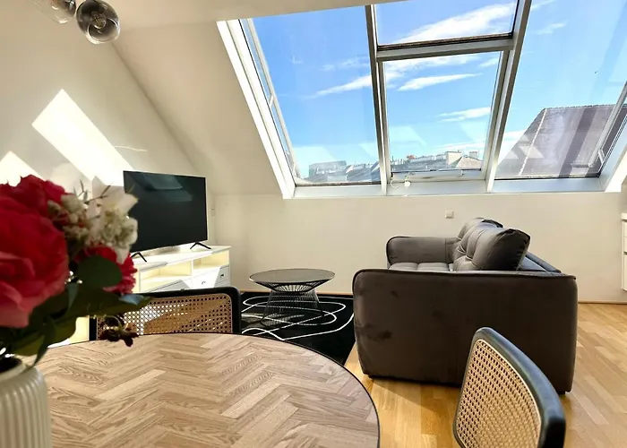 Residential Elegance: Yourvienna Classic In Center Vídeň