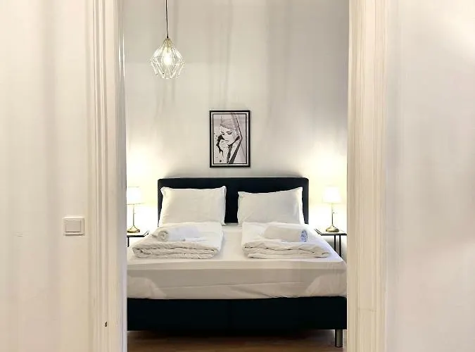 Residential Elegance: Yourvienna Classic In Center *